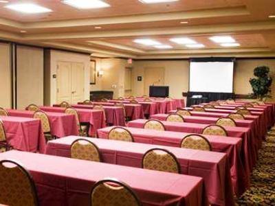 Hampton Inn&suites Providence Park/airport Hotel 3*