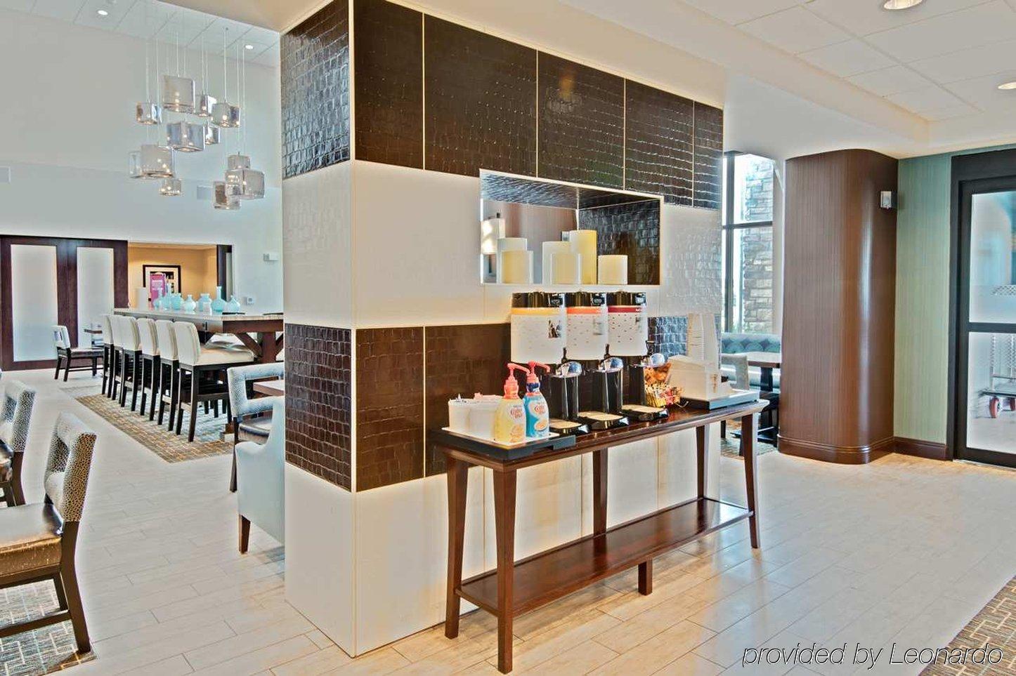 Hampton Inn&suites Providence Park/airport Hotel 3*