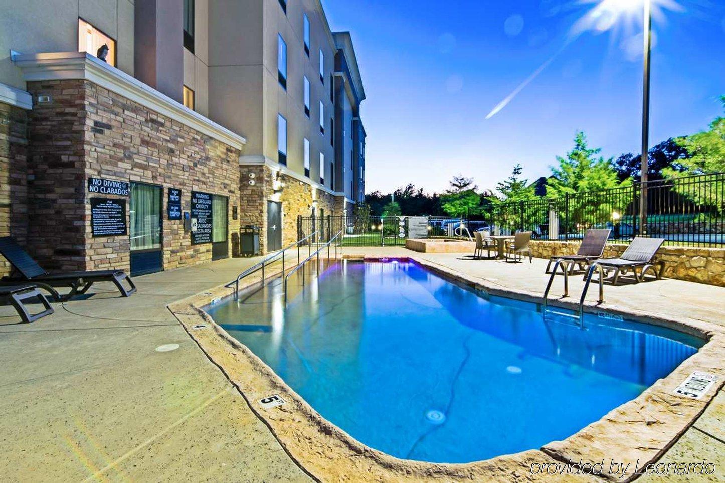 Hampton Inn&suites Providence Park/airport
