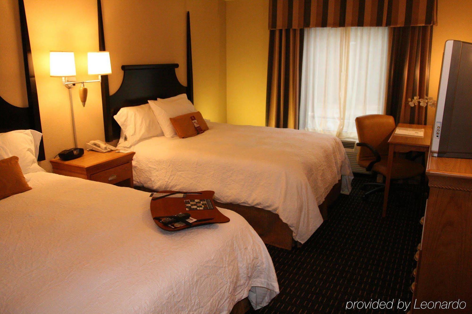Hampton Inn&suites Providence Park/airport Hotel