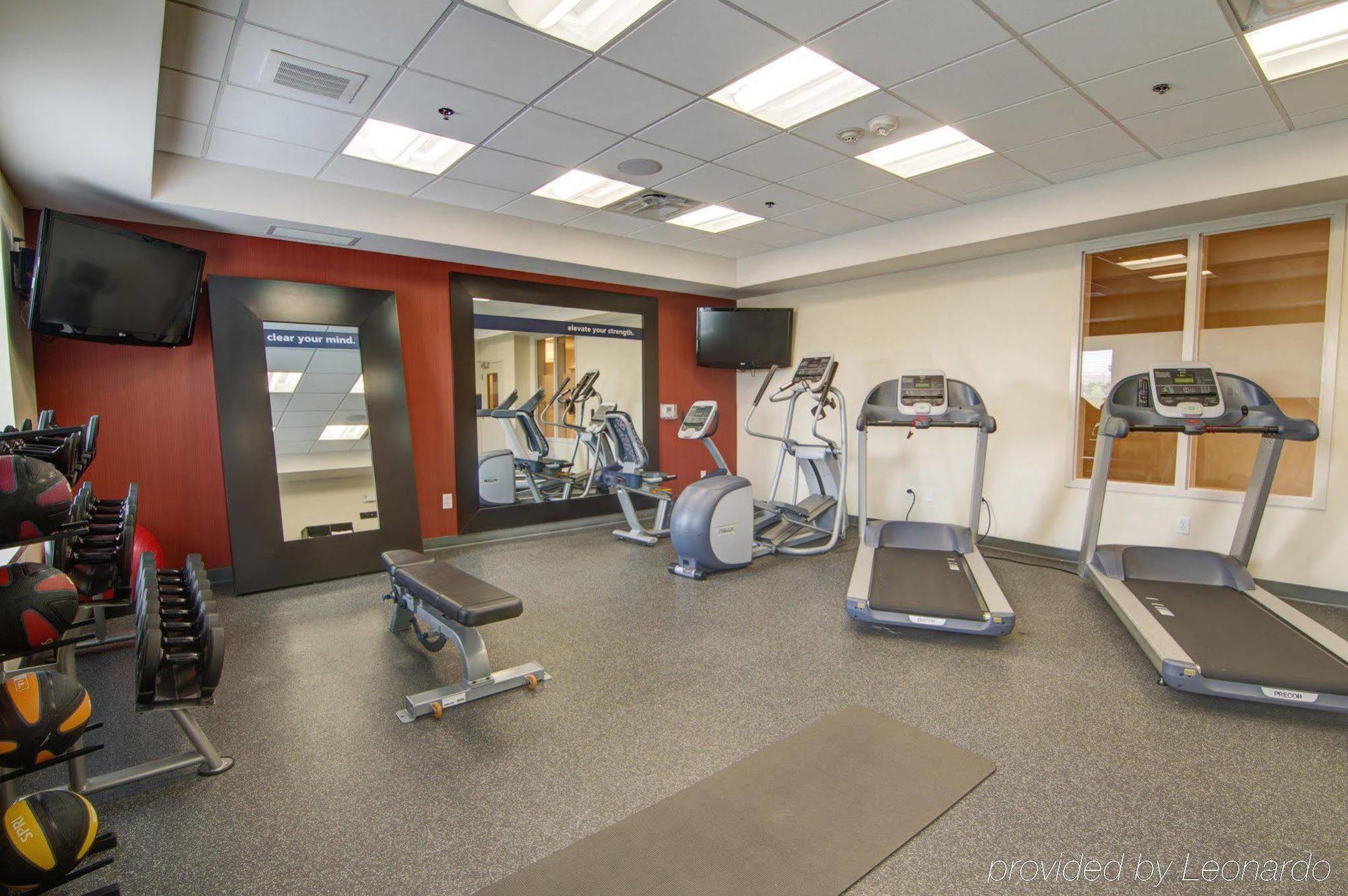 Hampton Inn&suites Providence Park/airport 3* Mobile