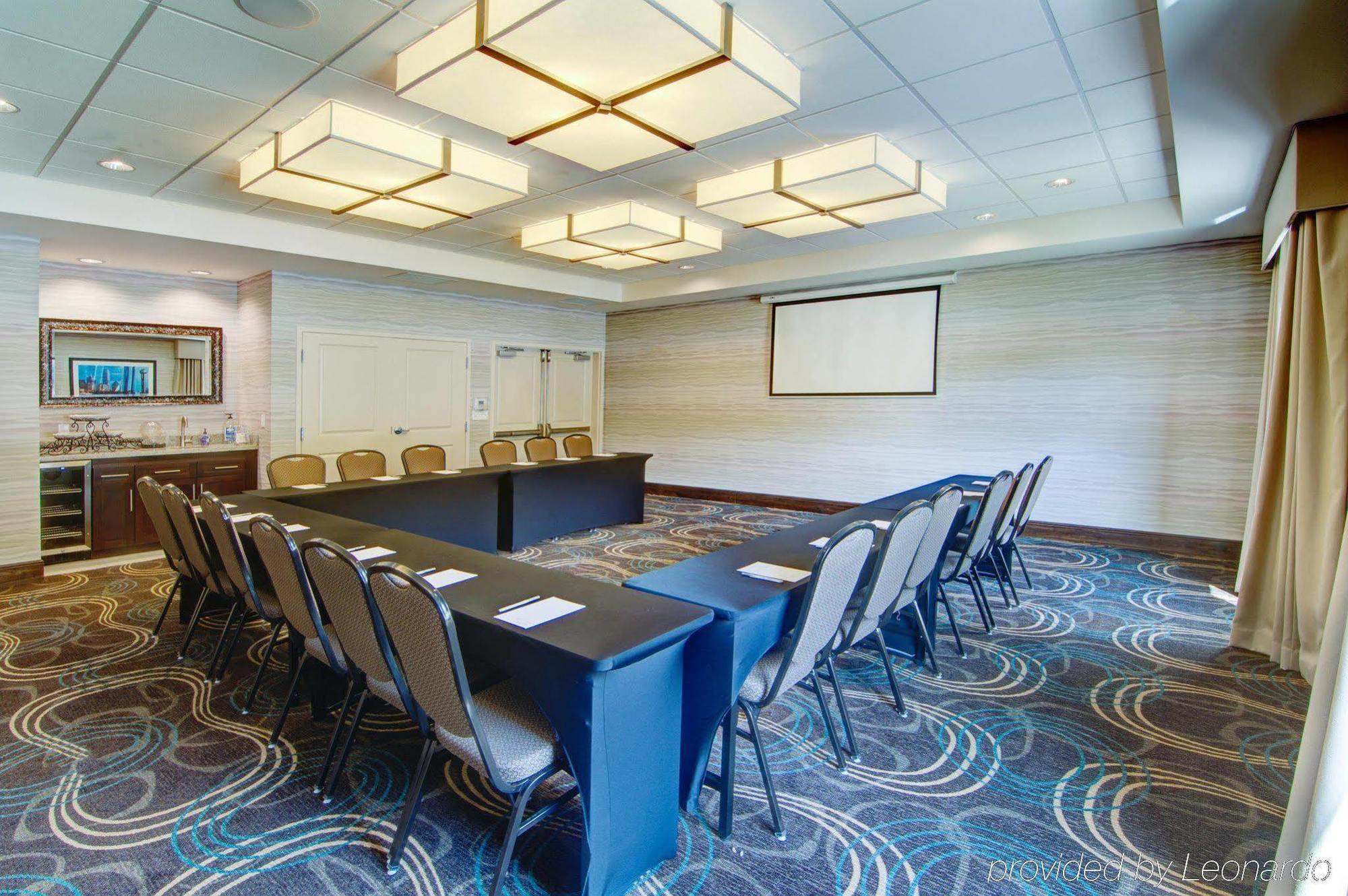 Hampton Inn&suites Providence Park/airport